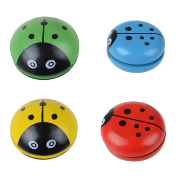Négy szín katicabogár Yo-Yo labdát, Kék, zöld, piros, sárga Katicabogár YOYO kreatív játékok fa Yo-Yo játékok 2018-as Új